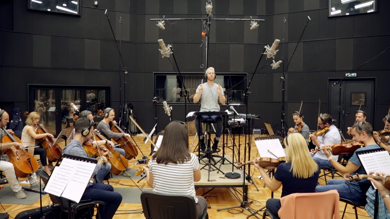 Evan Monheit recording the orchestra for Showdown